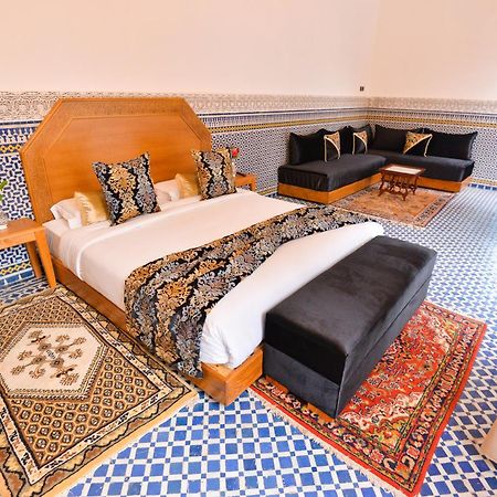 Riad Dilar Fes & Spa ภายนอก รูปภาพ