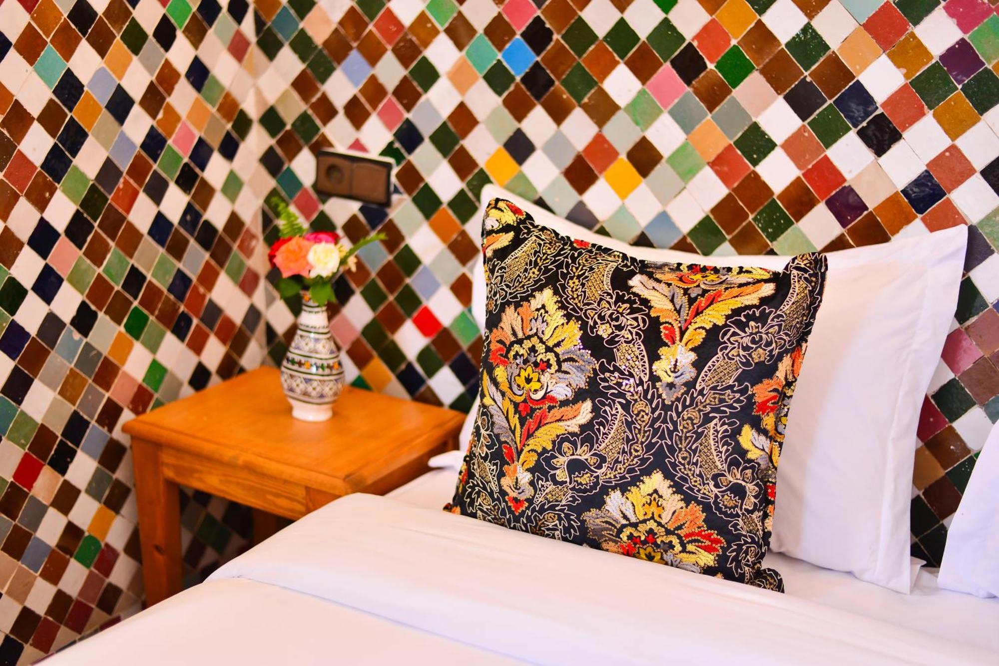 Riad Dilar Fes & Spa ภายนอก รูปภาพ